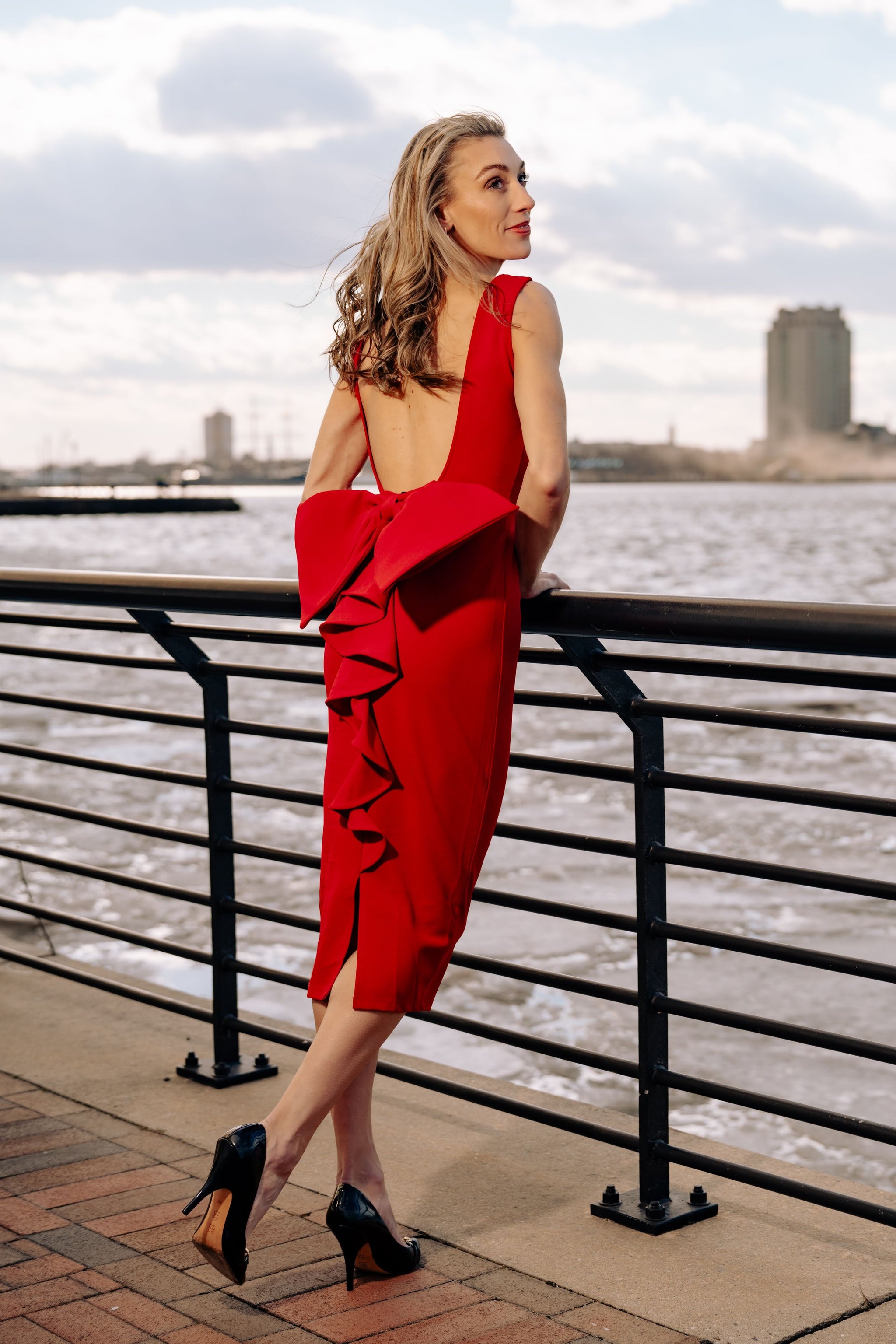 Red Backless Bow Detail Midi Dress M