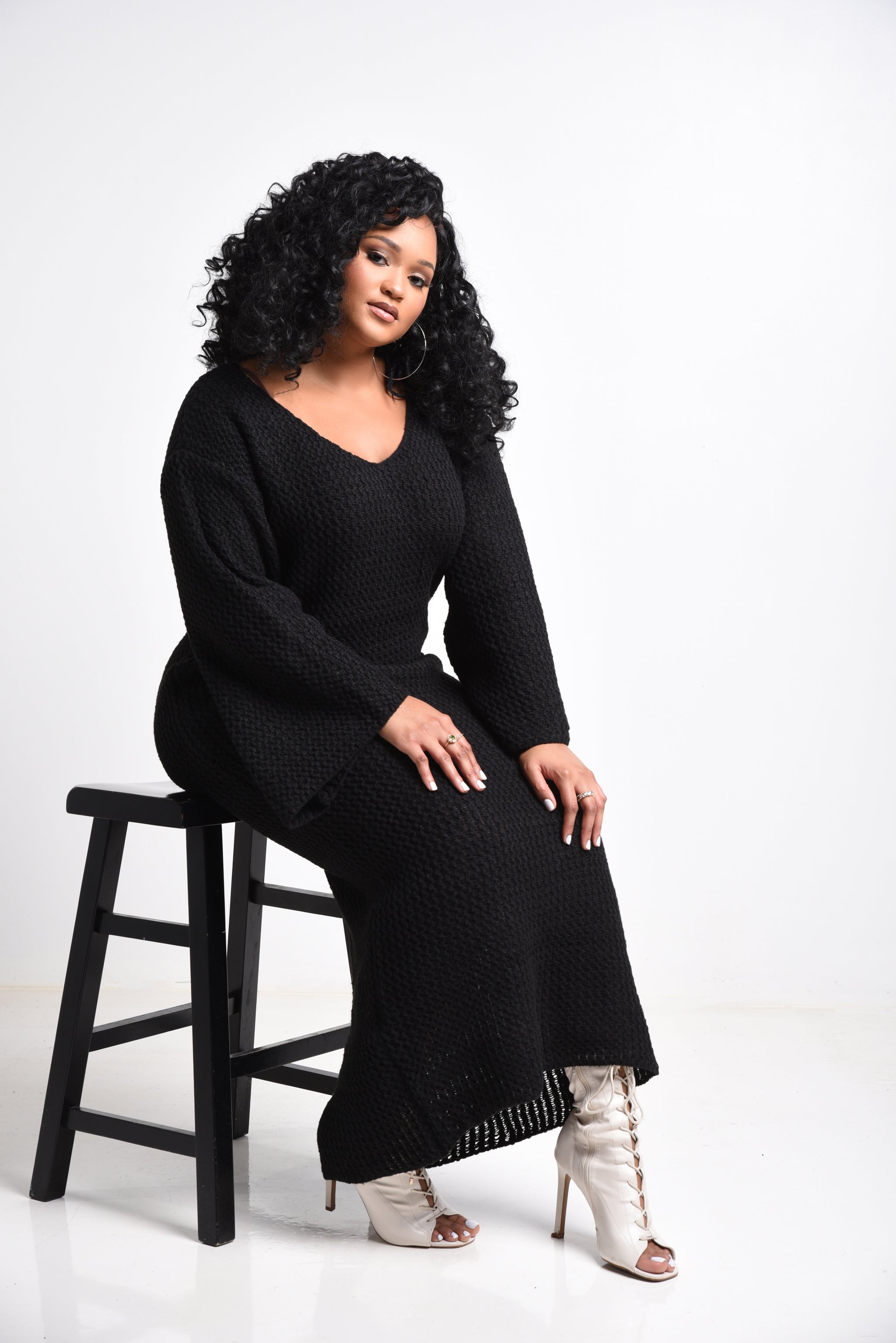 Black V Neck Sweater Maxi Dress – Nina Cheyenne