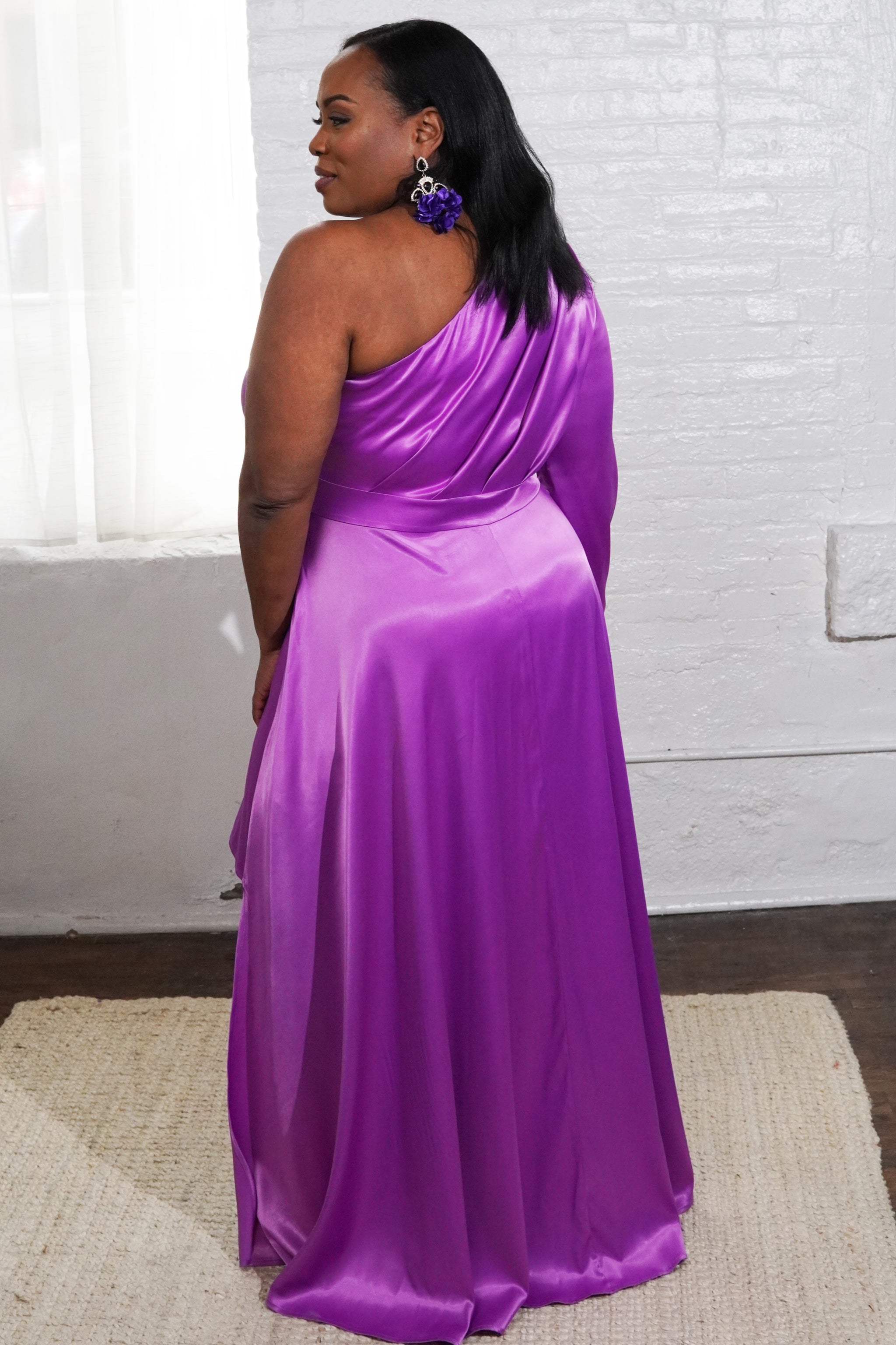 Robe Audrey McGinn Une épaule En Soie – Taille 8 – Violet – Neuve Sans étiquettes